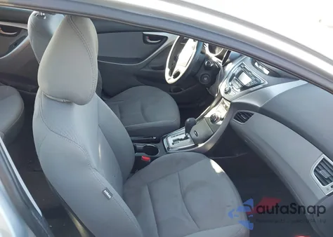 2013 Hyundai Elantra Gls/Limited z USA, uszkodzony, nr VIN 5NPDH4AE2DH185804